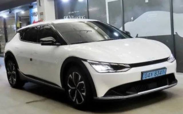 EV6 롱레인지 AWD 기아 2024/03 117,661km